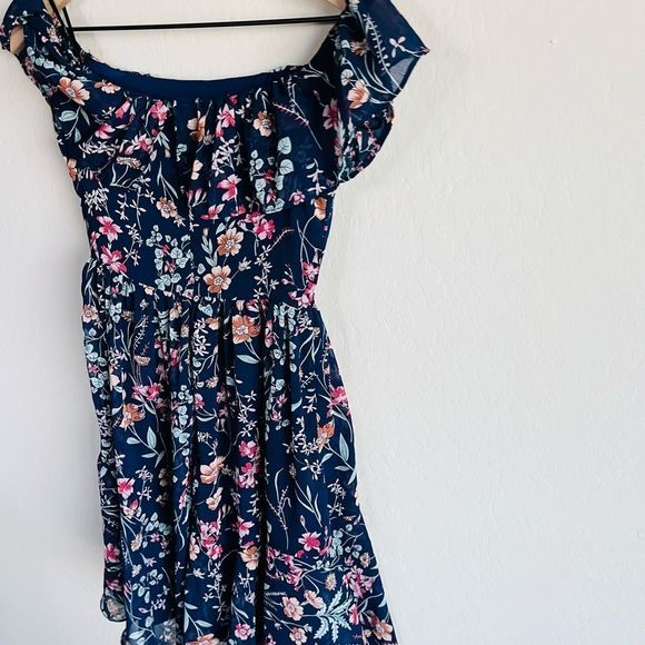 Lulus Women’s My Favorite Navy Floral Print Off The Shoulder Mini Dress Size XS - Picture 10 of 10